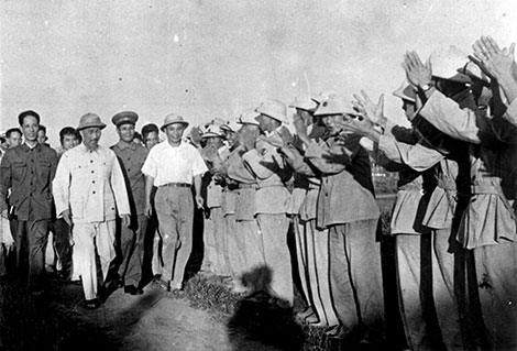Trần Quốc Hoàn - Vị tướng không quân hàm, người giữ hồn an ninh- Ảnh 2.