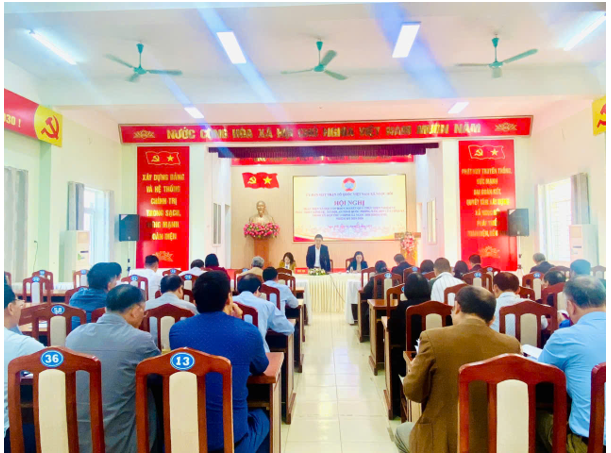 ỦY BAN MTTQ VIỆT NAM XÃ NGỌC HỒI TỔ CHỨC PHẢN BIỆN XÃ HỘI ĐỐI VỚI BÁO CÁO PHÁT TRIỂN KINH TẾ – XÃ HỘI, QUỐC PHÒNG, AN NINH NĂM 2025 VÀ PHƯƠNG HƯỚNG NĂM 2026 CỦA UBND XÃ: PHÁT HUY DÂN CHỦ, TĂNG CƯỜNG ĐỒNG THUẬN- Ảnh 6.