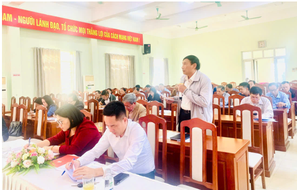 ỦY BAN MTTQ VIỆT NAM XÃ NGỌC HỒI TỔ CHỨC PHẢN BIỆN XÃ HỘI ĐỐI VỚI BÁO CÁO PHÁT TRIỂN KINH TẾ – XÃ HỘI, QUỐC PHÒNG, AN NINH NĂM 2025 VÀ PHƯƠNG HƯỚNG NĂM 2026 CỦA UBND XÃ: PHÁT HUY DÂN CHỦ, TĂNG CƯỜNG ĐỒNG THUẬN- Ảnh 3.