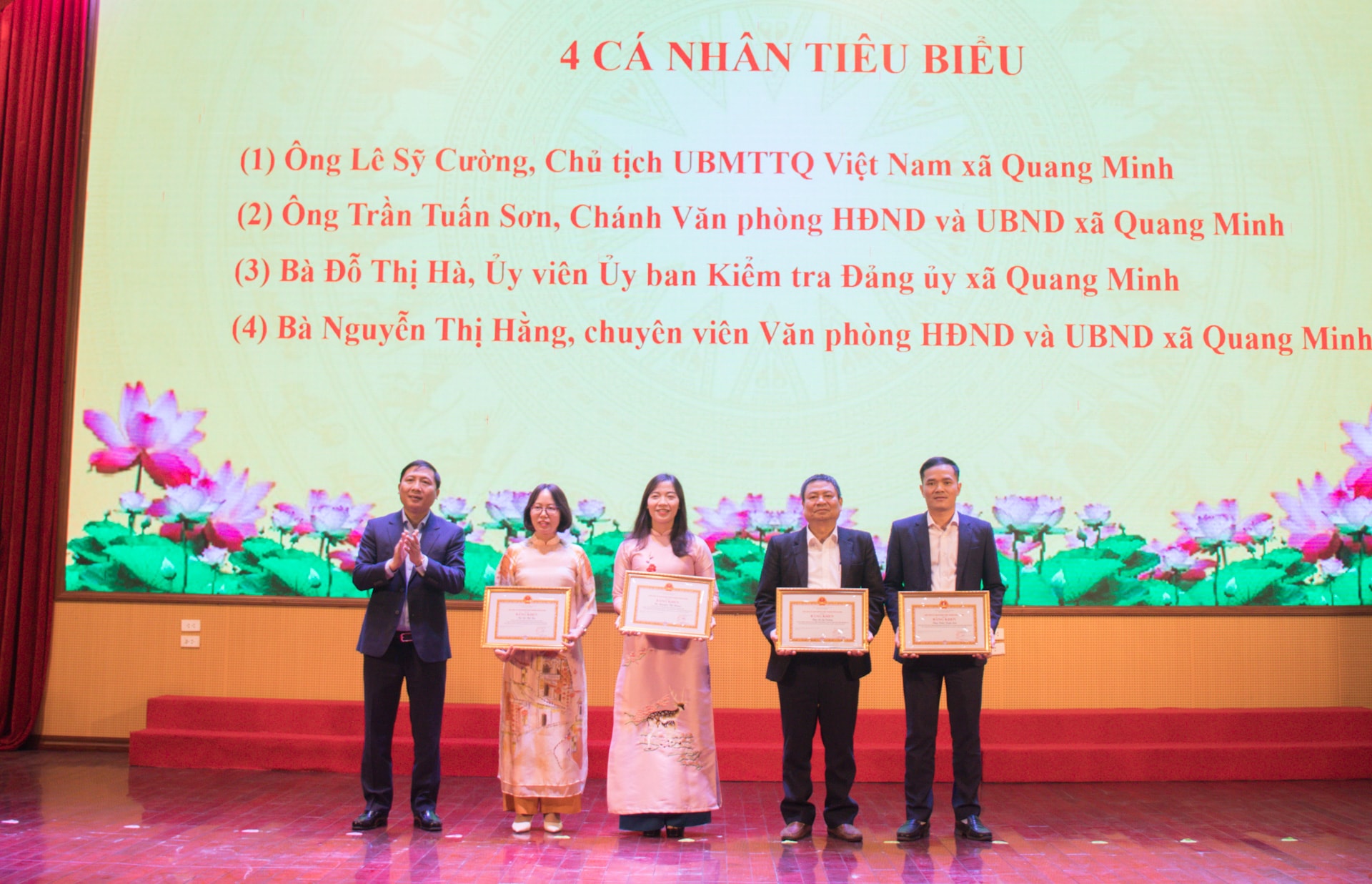 Xã Quang Minh tổng kết công tác năm 2025, khen thưởng cho các tập thể, cá nhân hoàn thành xuất sắc nhiệm vụ - Ảnh 1.