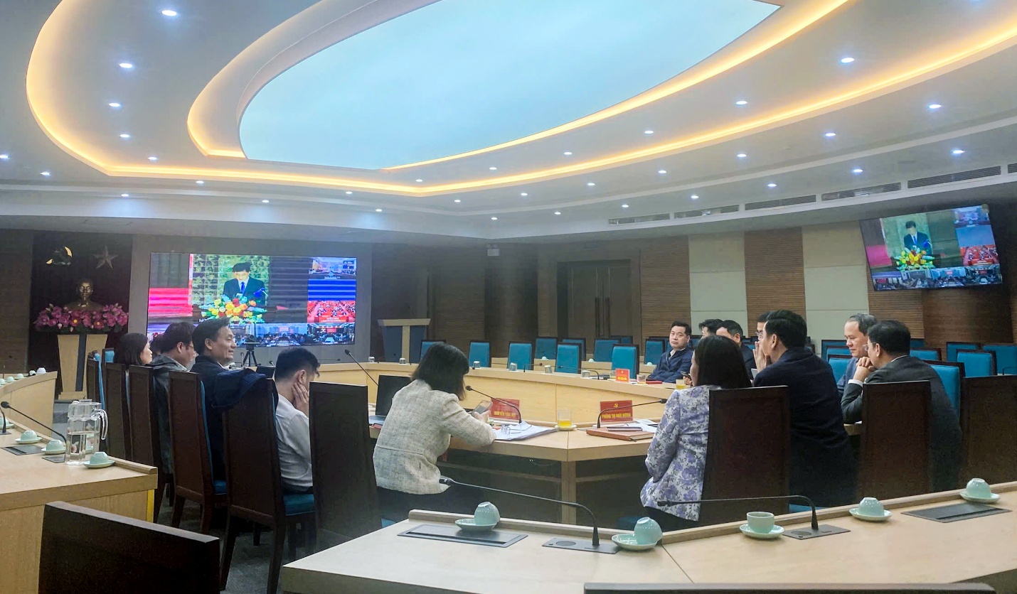 Hội nghị tổng kết công tác năm 2025 của thành phố: Gia Lâm có 7 tập thể, 4 cá nhân được nhận bằng khen- Ảnh 2.