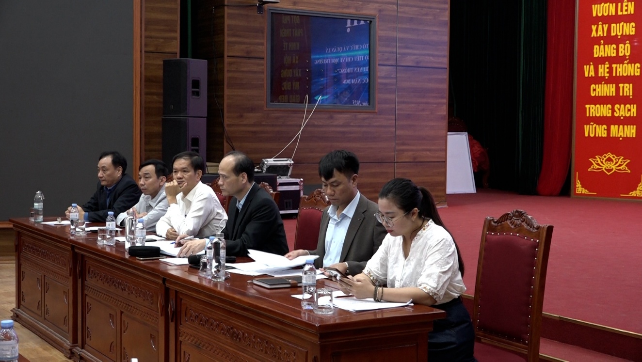 Y:\DO PHIM 2025\XA MY DUC\PHONG VAN HOA - XA HOI\TRINE KHAI TO CHUC LE HOI\Sequence 01.00_06_19_20.Still016.jpg