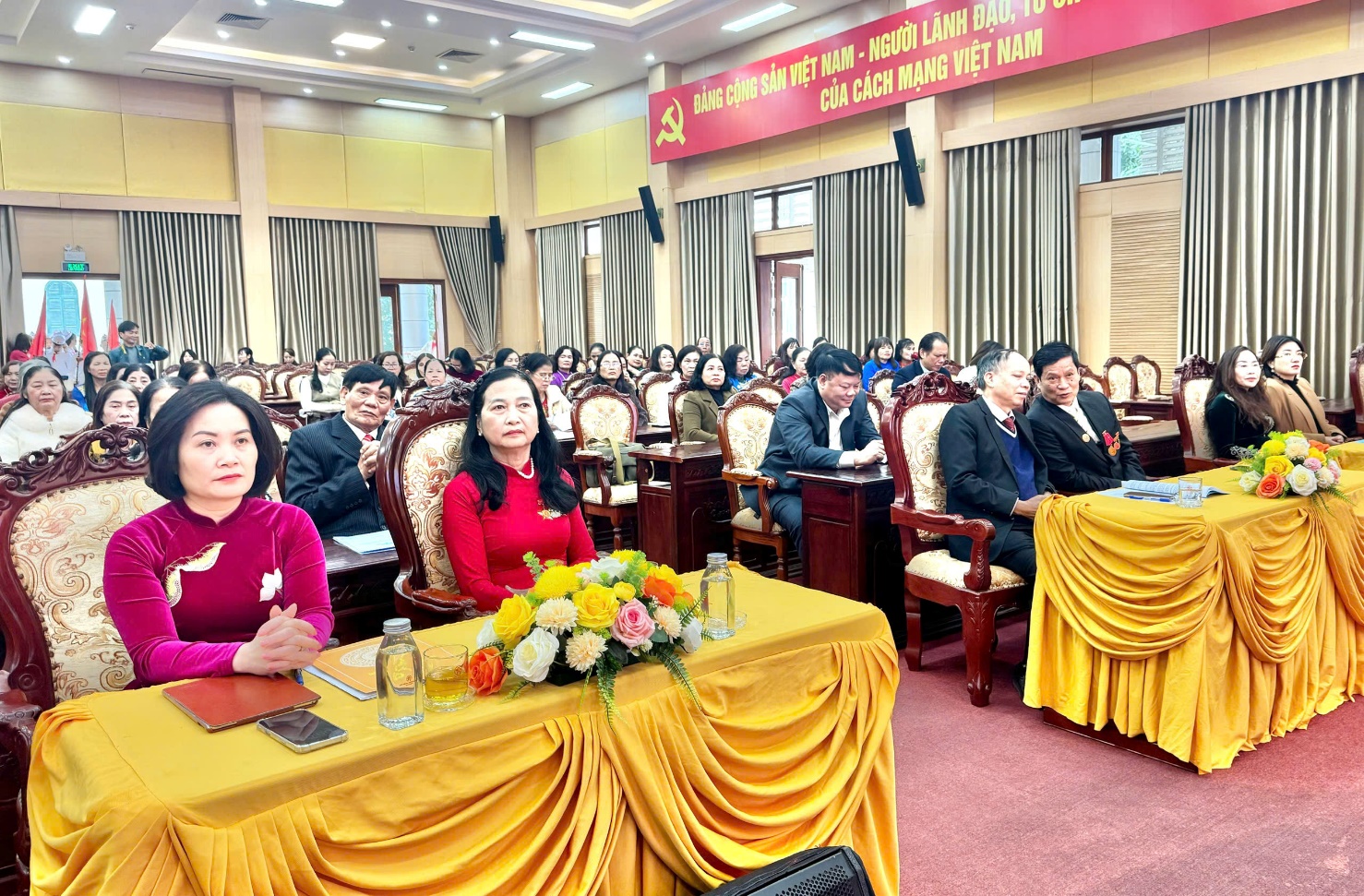 Đại hội đại biểu Hội Cựu giáo chức xã Hoài Đức lần thứ I, nhiệm kỳ 2025-2030.- Ảnh 2.