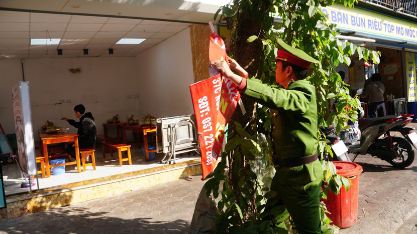 Duy trì xử lý các điểm vi phạm trật tự đô thị tại khu vực ngõ 460 Khương Đình- Ảnh 4.