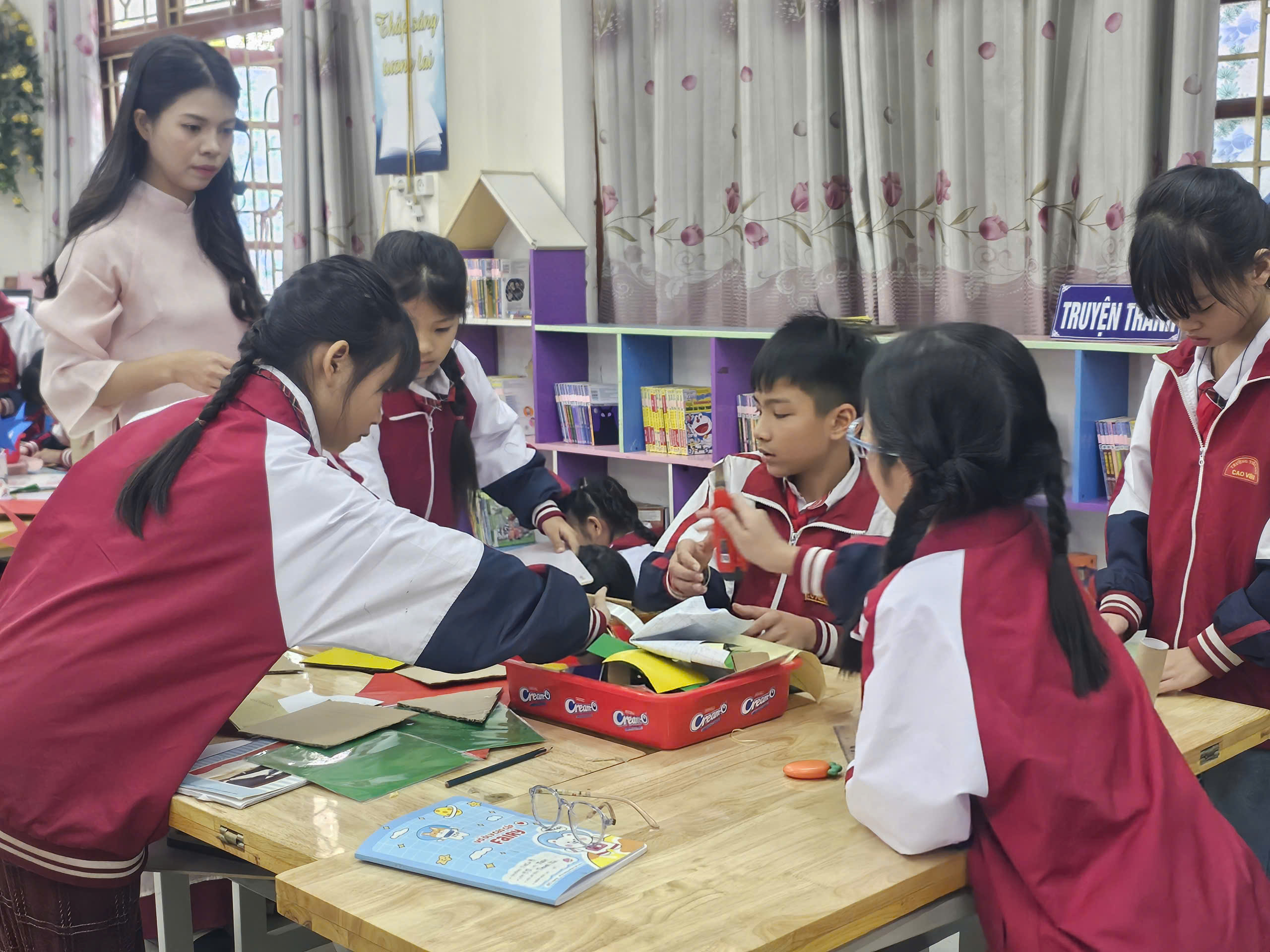 TỪ TOÁN HỌC ĐẾN SÁNG TẠO: THẦY VÀ TRÒ CÙNG TRỞ THÀNH NHỮNG CHỦ THỂ KIẾN TẠO ĐỔI MỚI TRONG MỖI GIỜ HỌC