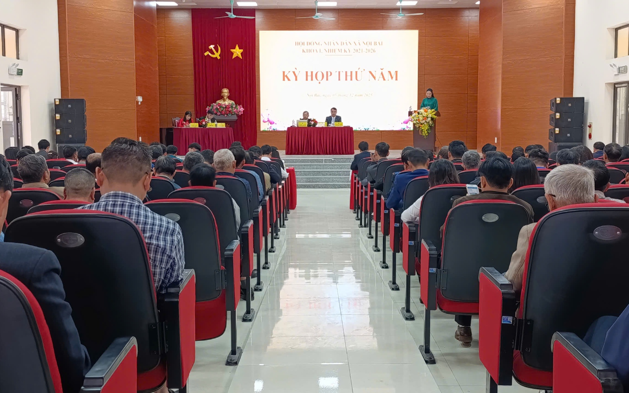 HĐND xã Nội Bài khoá 1, nhiệm kỳ 2021 – 2026 tổ chức kỳ họp thứ 5