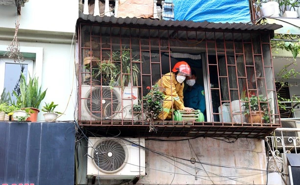 Bài học đắt giá từ vụ cháy tại TP Hồ Chí Minh: Khuyến cáo cho các hộ gia đình kết hợp kinh doanh xã Nam Phù- Ảnh 4.