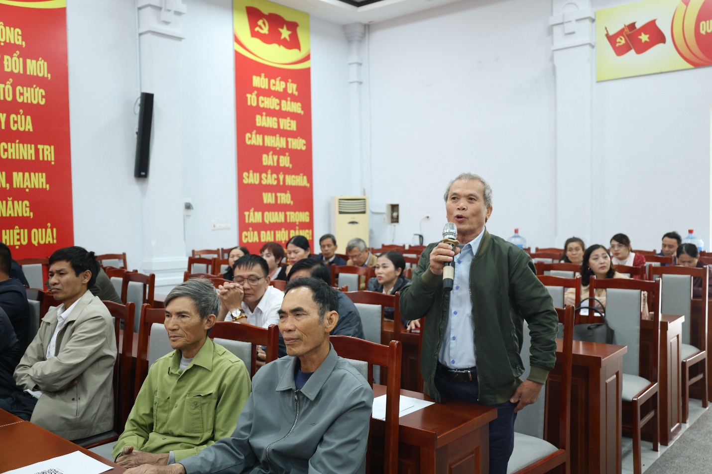 Hội nghị tiếp xúc cử tri trước kỳ họp thứ hai HĐND xã Mê Linh khóa XX, nhiệm kỳ 2021-2026- Ảnh 5.