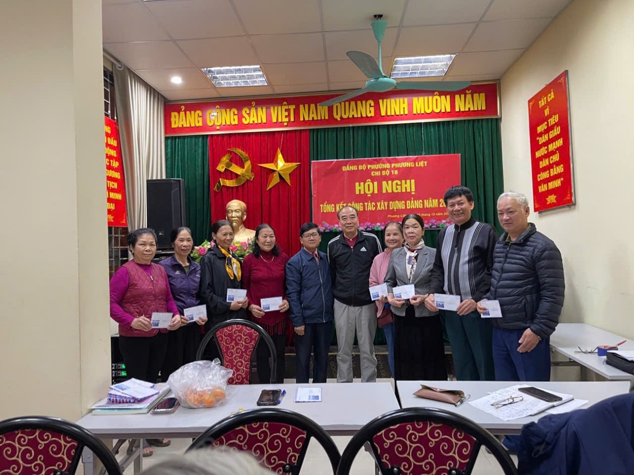 Tự giác, trung thực kiểm điểm, đánh giá, xếp loại chất lượng tổ chức đảng, đảng viên năm 2025- Ảnh 10.