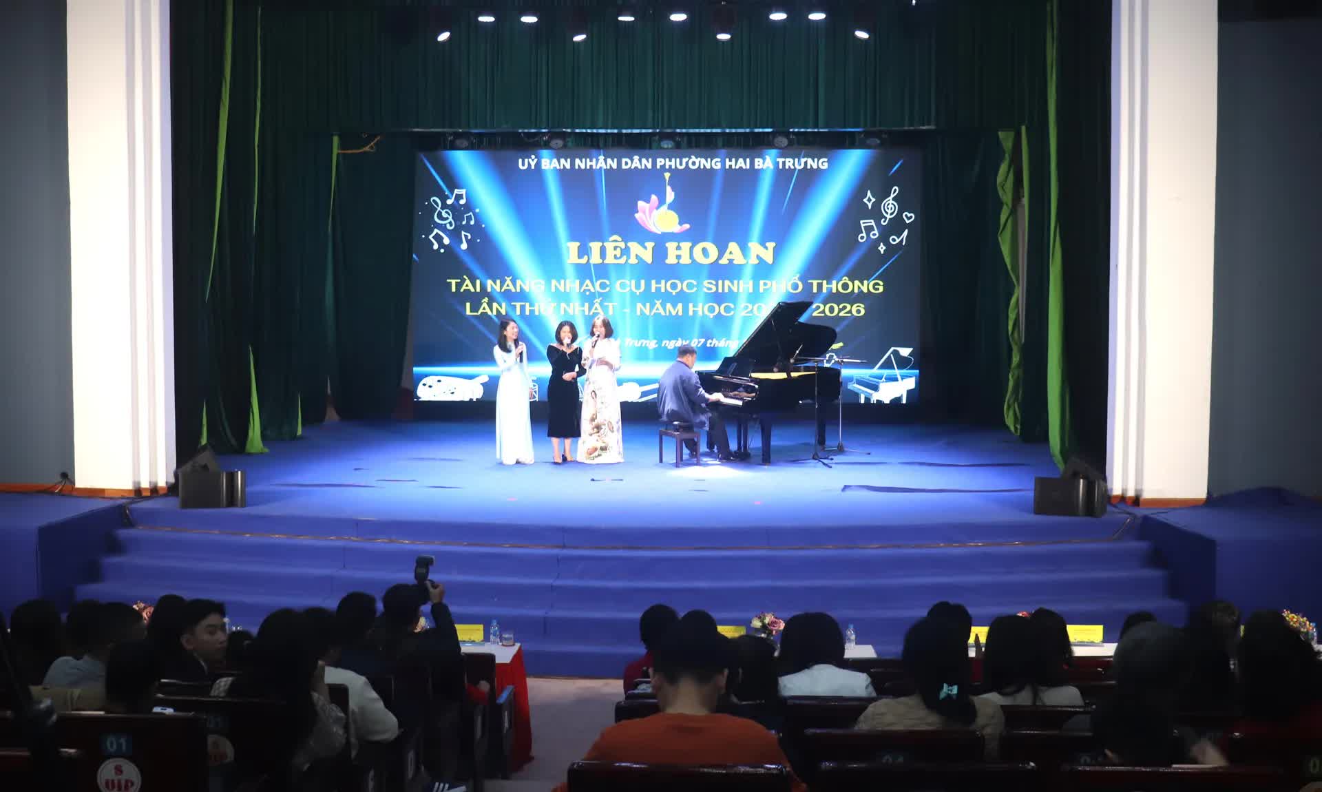 Liên hoan "Tài năng nhạc cụ học sinh phổ thông phường Hai Bà Trưng": lan tỏa giá trị tốt đẹp của âm nhạc đến cộng đồng- Ảnh 18.