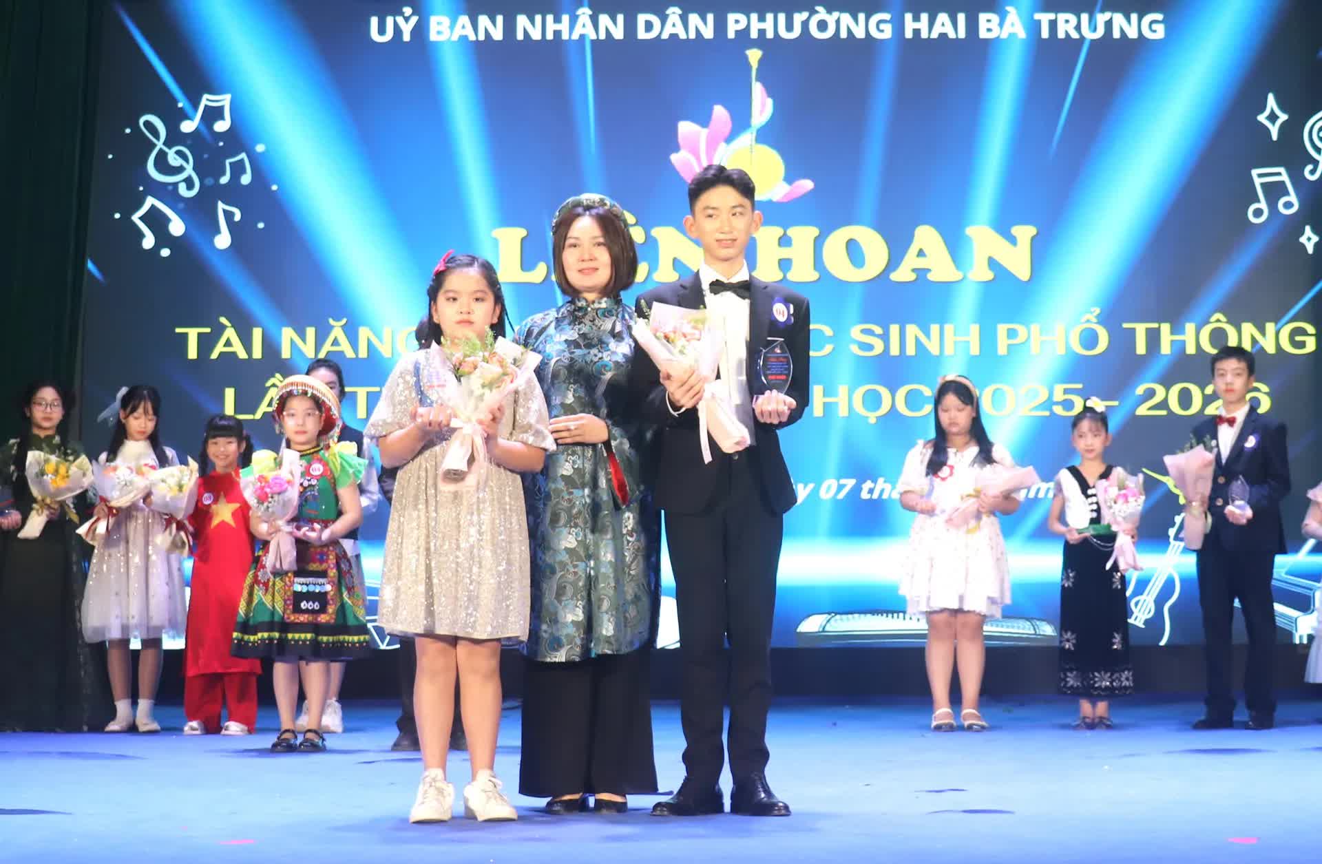 Liên hoan "Tài năng nhạc cụ học sinh phổ thông phường Hai Bà Trưng": lan tỏa giá trị tốt đẹp của âm nhạc đến cộng đồng- Ảnh 7.