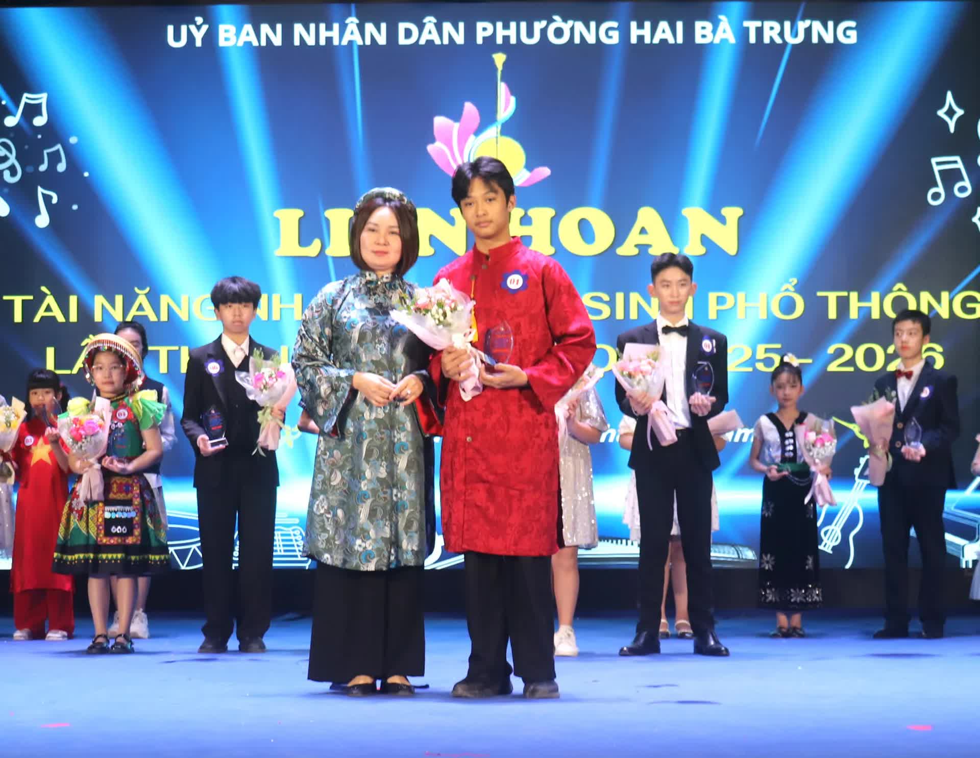 Liên hoan "Tài năng nhạc cụ học sinh phổ thông phường Hai Bà Trưng": lan tỏa giá trị tốt đẹp của âm nhạc đến cộng đồng- Ảnh 6.