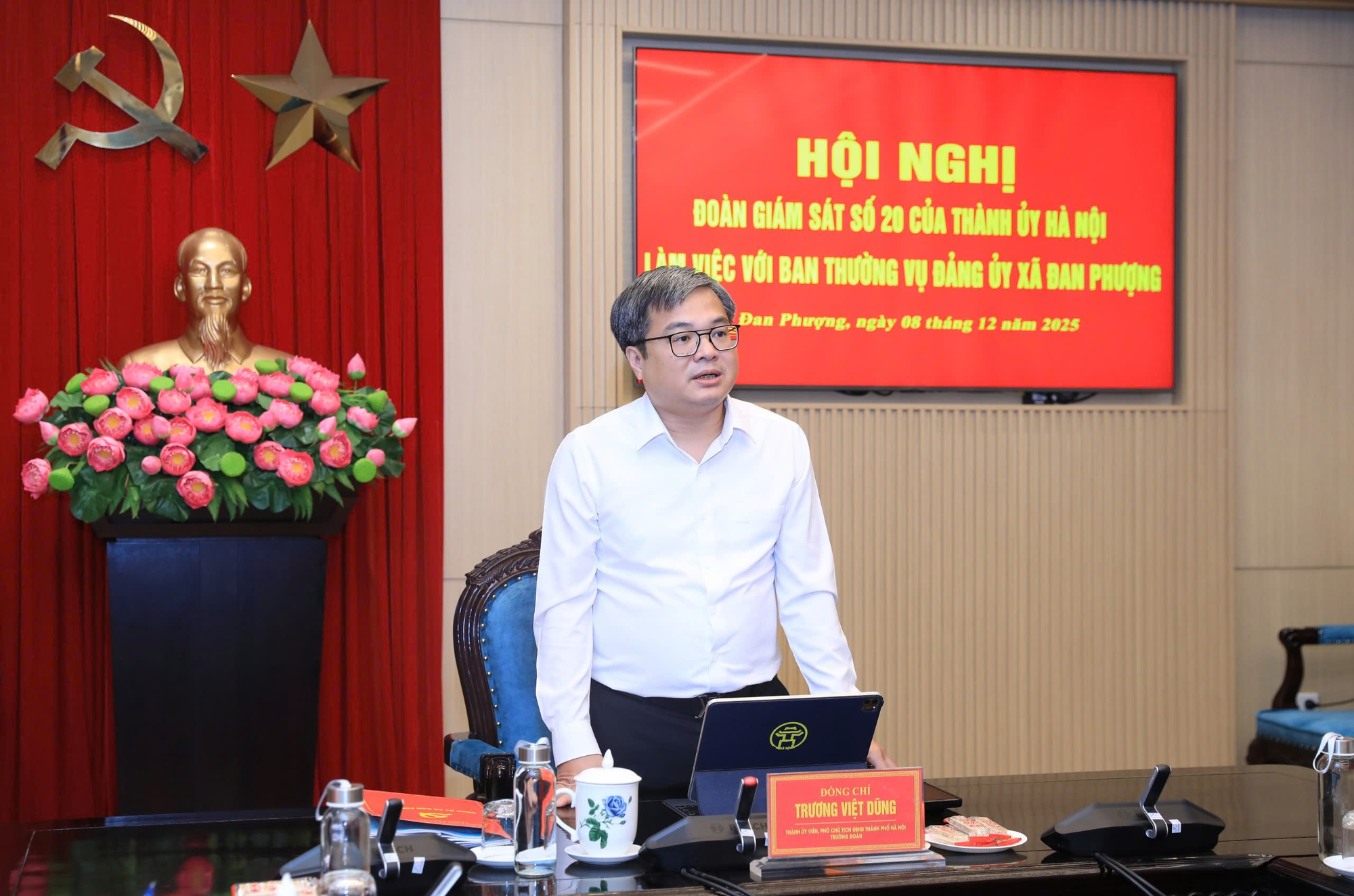 Đoàn giám sát số 20 thành ủy Hà Nội làm việc với xã Đan Phượng.- Ảnh 3.