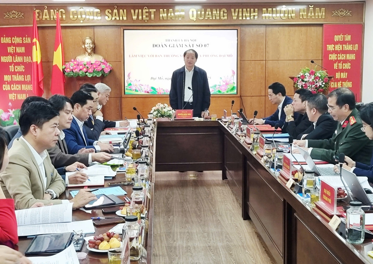 Đoàn Giám sát số 7 - Thành ủy Hà Nội làm việc với Đảng ủy phường Đại Mỗ về công tác lãnh đạo, chỉ đạo, tổ chức thực hiện một số chuyên đề trọng tâm, cấp bách năm 2025- Ảnh 4.