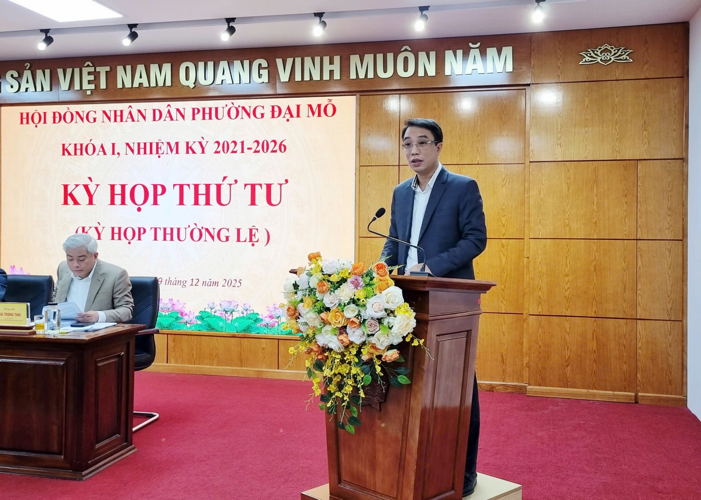 Kỳ họp thường lệ cuối năm 2025 của Hội đồng nhân dân phường- Ảnh 3.