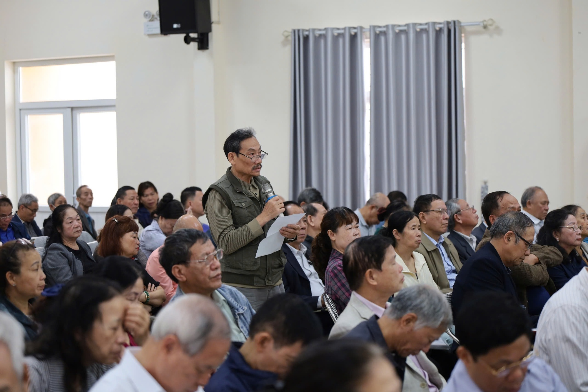 Phường Tương Mai: Tiếp xúc cử tri trước kỳ họp cuối năm 2025- Ảnh 2.