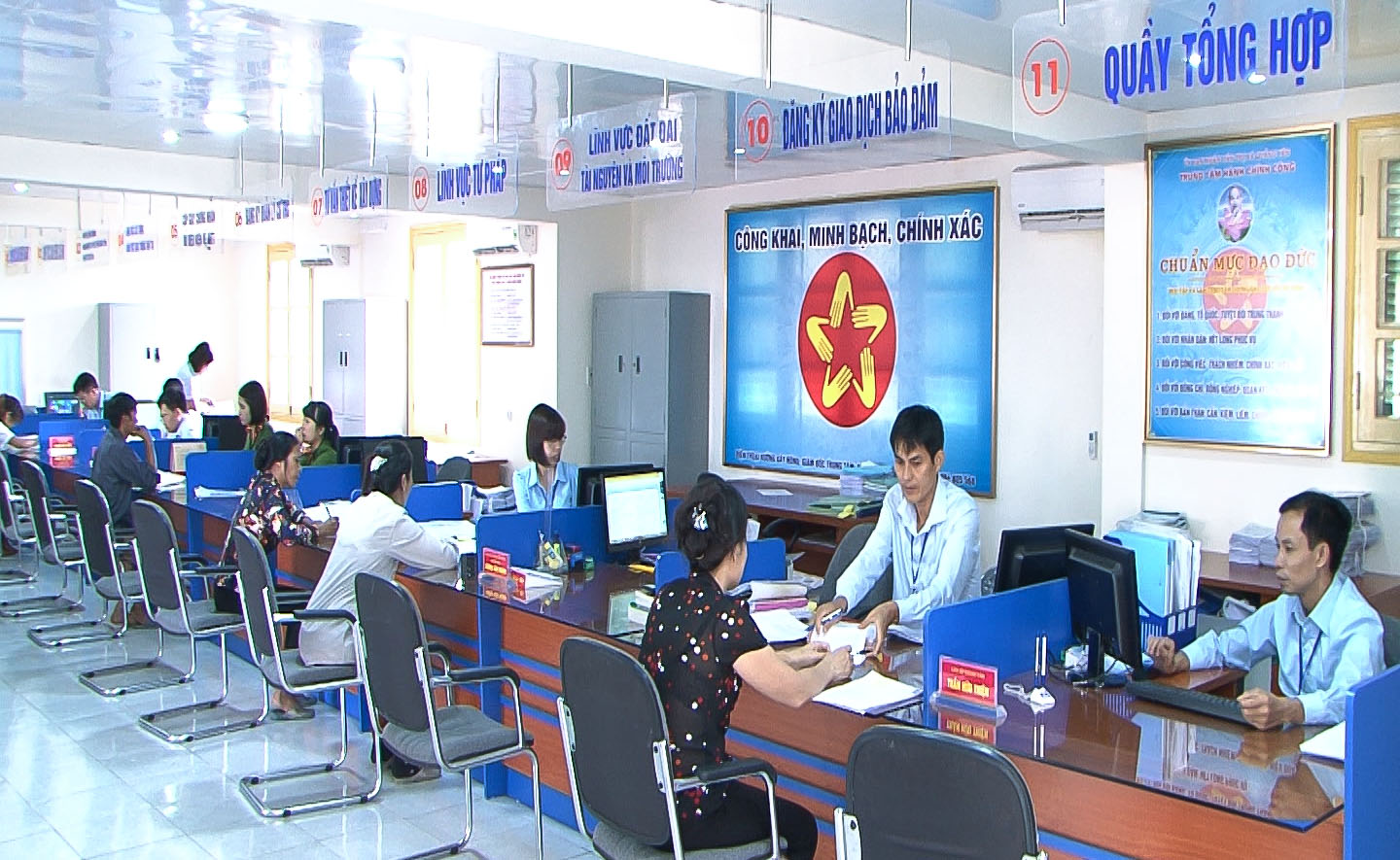 D:\BÁO CHÍ- ĐĂNG CỔNG THÔNG TIN\BÀI ĐĂNG TRANG FANPAGE QUẬN\Năm 2025\Tháng 02\thu-tuc-hanh-chinh-1738732542722492349847.jpg