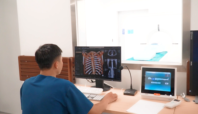Ứng dụng công nghệ thông tin, chuyển đổi số trong khám chữa bệnh- Ảnh 1.