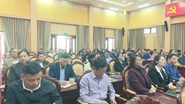 Thành uỷ Hà Nội công bố các ứng dụng chuyển đổi số dùng chung 3 cấp trong Đảng, chính quyền, MTTQ và các tổ chức chính trị, xã hội Thành phố- Ảnh 2.