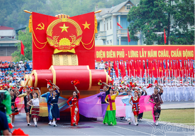 Đảng Cộng sản Việt Nam tổ chức và lãnh đạo mọi thắng lợi của cách mạng Việt Nam. Cường điệu thổi phồng, bóp méo sự thật trên mạng xã hội- Ảnh 1.