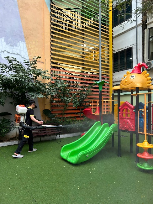 Trường mầm non Tân Mai tăng cường công tác phòng, chống các bệnh ký sinh trùng thường gặp trên địa bàn quận Hoàng Mai.- Ảnh 1.