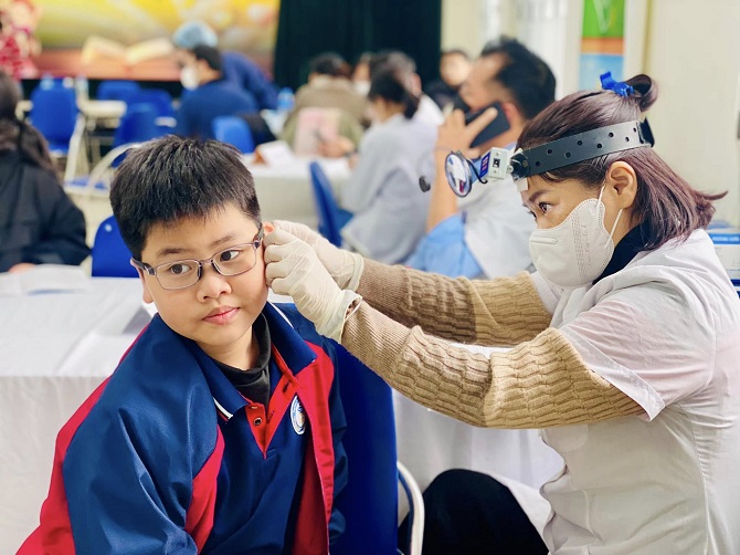 Nâng cao chất lượng hoạt động chăm sóc sức khoẻ cho học sinh, giáo viên- Ảnh 2.