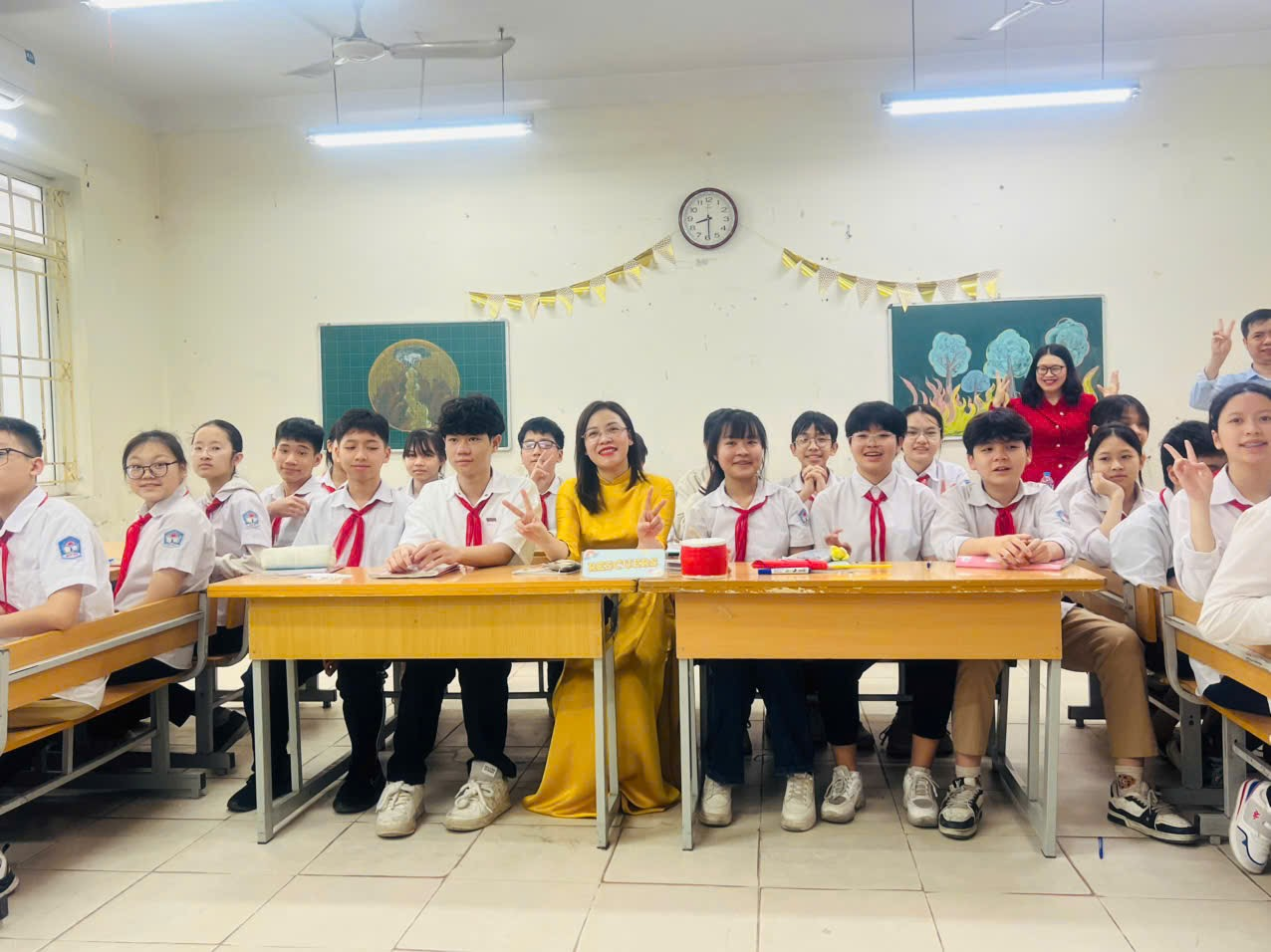 Cô giáo Bùi Thị Ngọc Bích - Người giáo viên luôn phấn đấu vì mục tiêu cao cả- Ảnh 2.