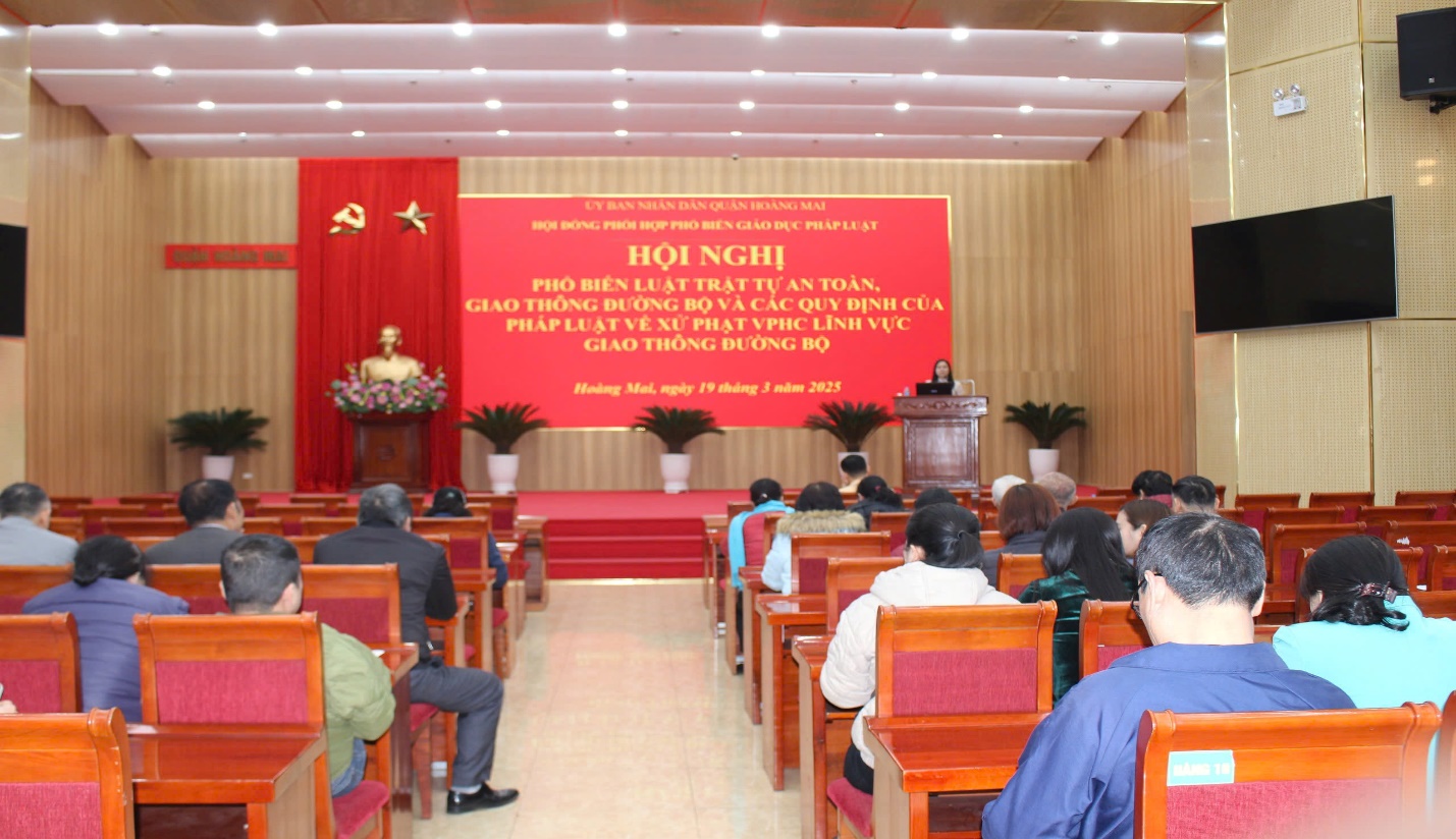 Hội nghị phổ biến, tuyên truyền luật xử phạt vi phạm hành chính về trật tự, an toàn giao thông trong lĩnh vực giao thông đường bộ- Ảnh 1.
