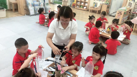 “Cô Đào Kim Chi – Giáo viên trường mầm non Tân Mai - Tấm gương về tình yêu nghề, người con hiếu thảo của gia đình chính sách”- Ảnh 2.