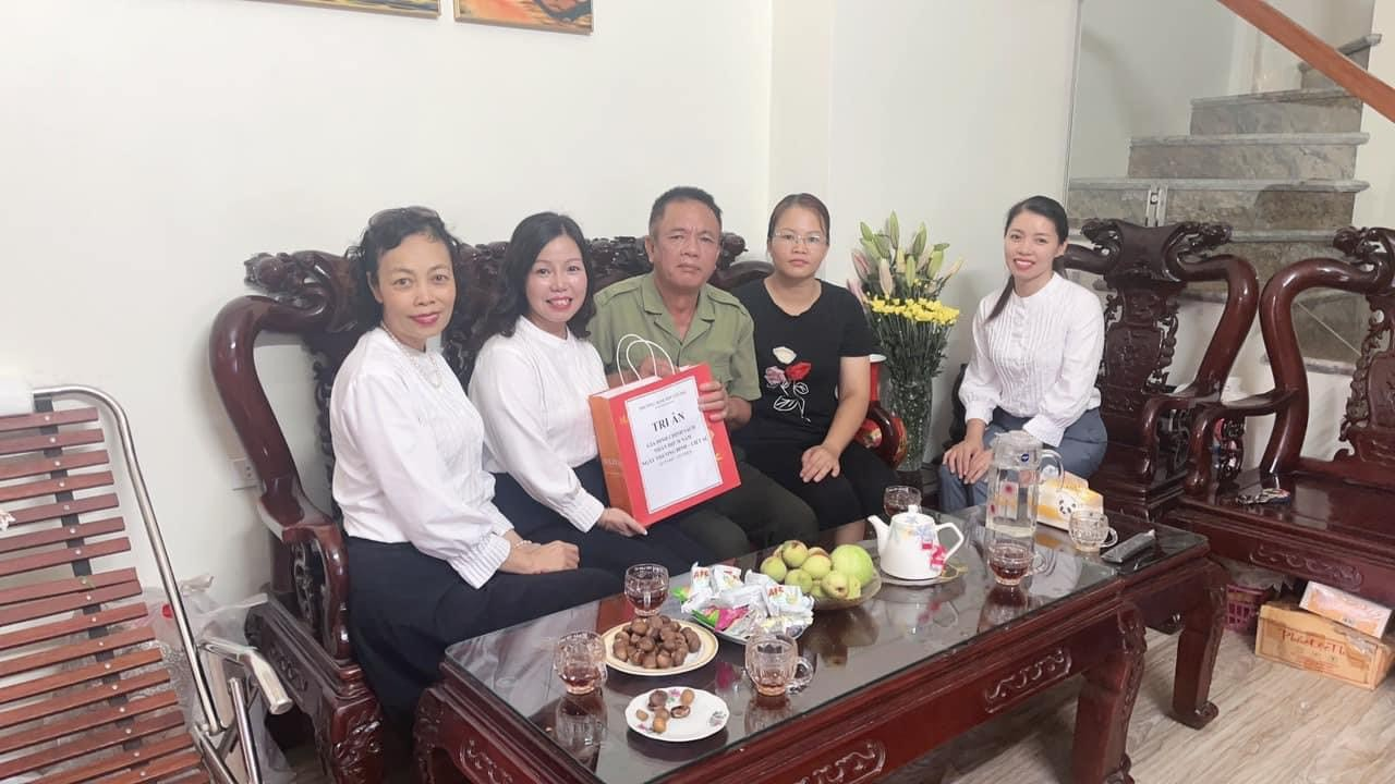 “Cô Đào Kim Chi – Giáo viên trường mầm non Tân Mai - Tấm gương về tình yêu nghề, người con hiếu thảo của gia đình chính sách”- Ảnh 4.