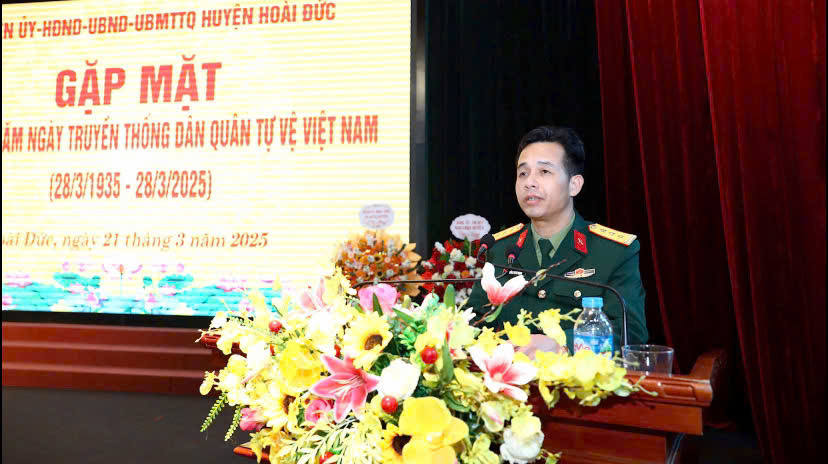 Hoài Đức: 5 tập thể, 6 cá nhân được khen thưởng nhân kỷ niệm 90 năm ngày truyền thống dân quân tự vệ Việt Nam- Ảnh 4.