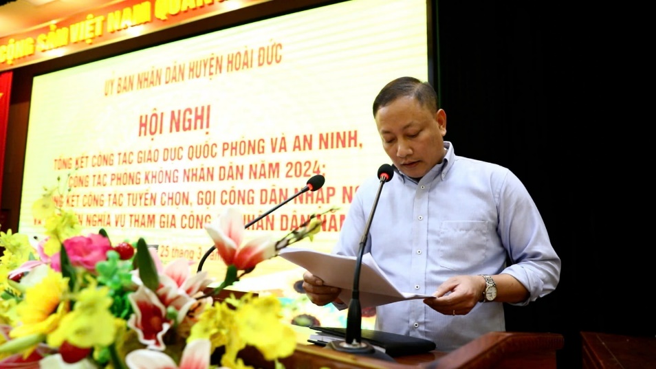 Hoài Đức tổng kết công tác tuyển quân năm 2025; công tác phòng không nhân dân, giáo dục Quốc phòng-an ninh năm 2024- Ảnh 5.