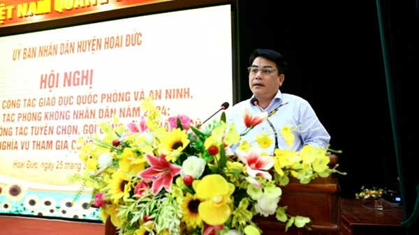 Hoài Đức tổng kết công tác tuyển quân năm 2025; công tác phòng không nhân dân, giáo dục Quốc phòng-an ninh năm 2024- Ảnh 4.