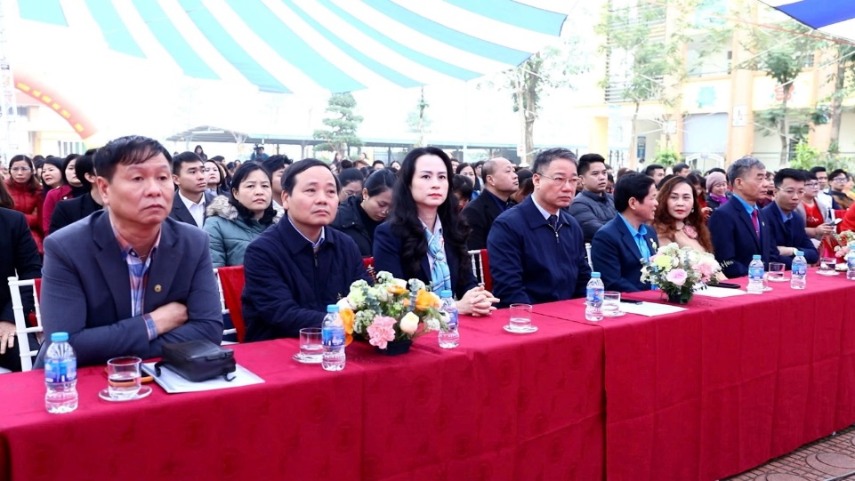Chuyên đề môn giáo dục thể chất tích hợp giáo dục quốc phòng an ninh thông qua các hoạt động lễ hội truyền thống tại quê hương Hoài Đức- Ảnh 1.
