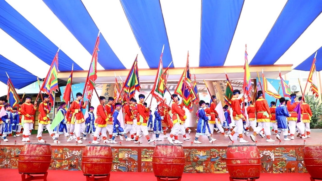 Chuyên đề môn giáo dục thể chất tích hợp giáo dục quốc phòng an ninh thông qua các hoạt động lễ hội truyền thống tại quê hương Hoài Đức- Ảnh 5.