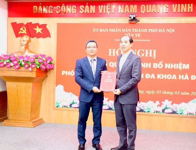 Công bố quyết định bổ nhiệm Phó Giám đốc Bệnh viện đa khoa Hà Đông- Ảnh 1.