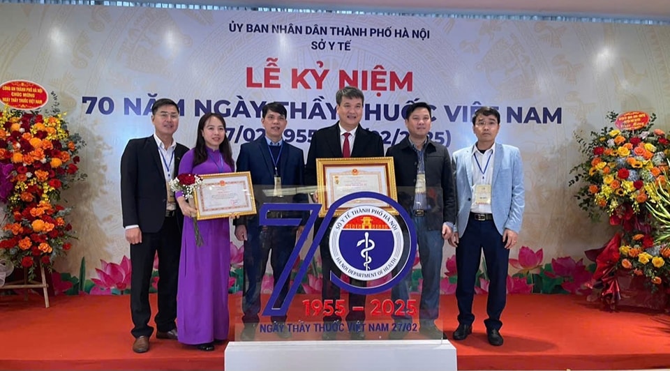 C:\Users\Admin\Desktop\HUYỆN ỦY - UBND HUYỆN\MỚI\BV Vân Đình- Khoa HSCC 1.jpg