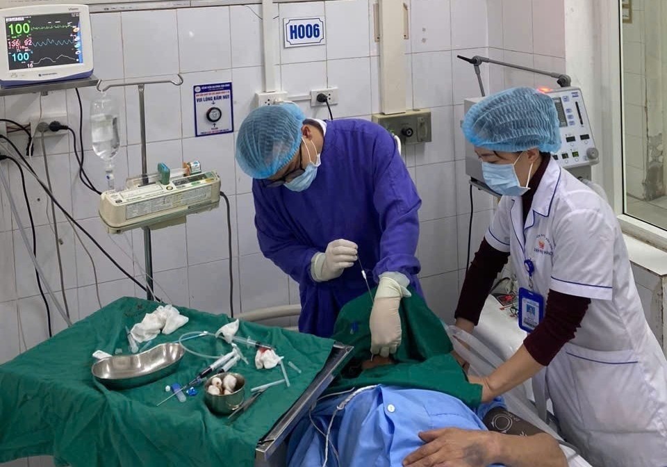 C:\Users\Admin\Desktop\HUYỆN ỦY - UBND HUYỆN\MỚI\BV Vân Đình- Khoa HSCC 2.jpg