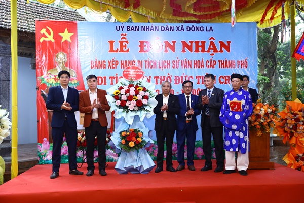 Lễ đón nhận Bằng di tích xếp hạng cấp thành phố Đền thờ Đức Tiên Chúa- Ảnh 3.
