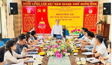 Lãnh đạo Sở Y tế Hà Nội thăm và làm việc tại Trung tâm Chăm sóc và Phục hồi chức năng người tâm thần số 1 Hà Nội 

- Ảnh 1.