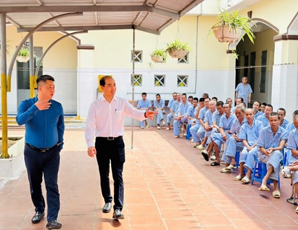 Lãnh đạo Sở Y tế Hà Nội thăm và làm việc tại Trung tâm Chăm sóc và Phục hồi chức năng người tâm thần số 1 Hà Nội 

- Ảnh 3.