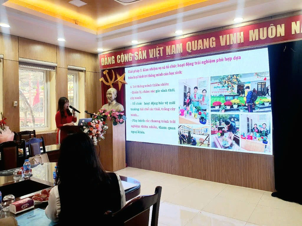 Cô giáo Trần Phương Thảo – Tấm gương Nhà giáo “tâm huyết, sáng tạo” trong sự nghiệp trồng người- Ảnh 1.