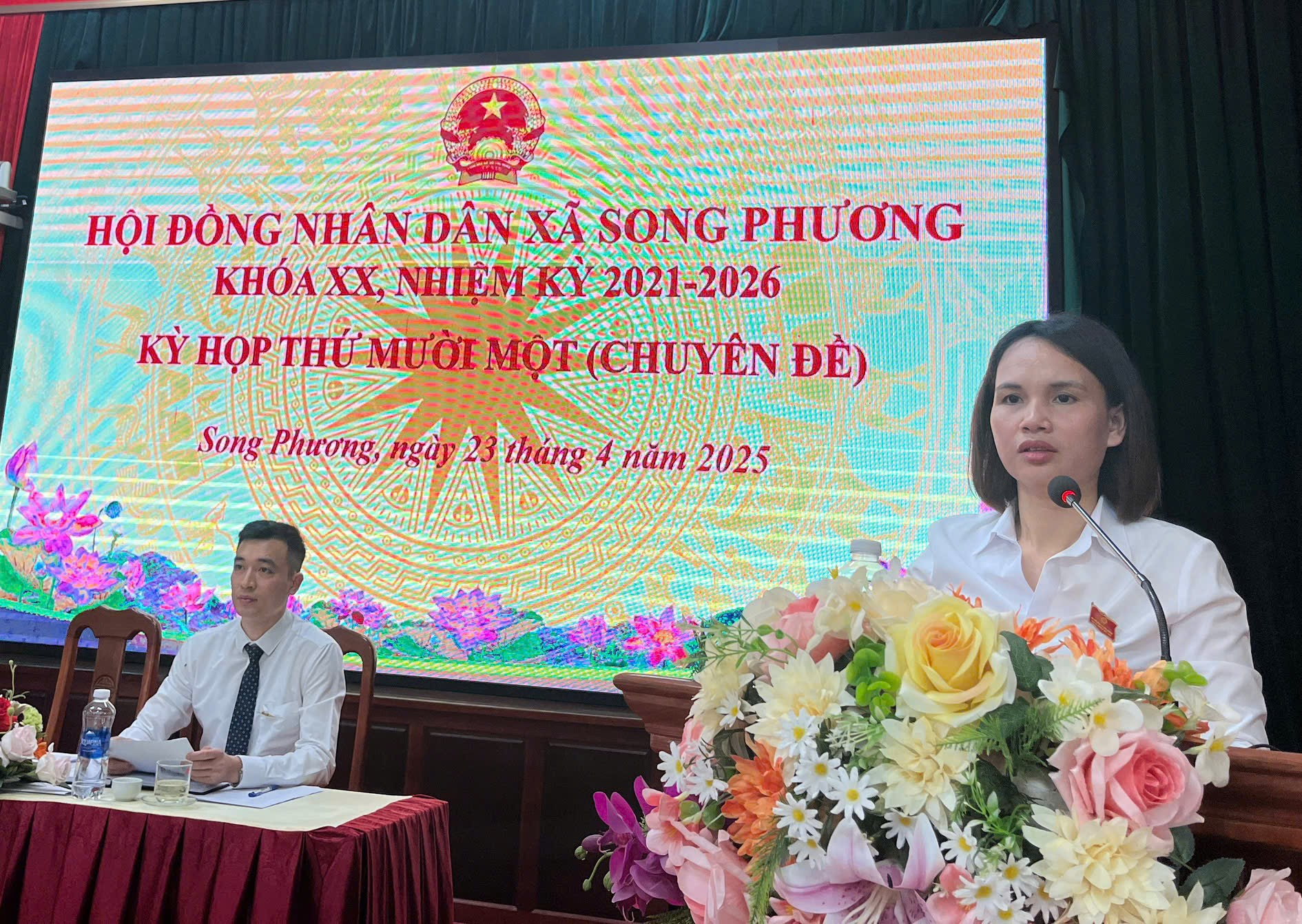 Hội đồng nhân dân xã Song Phương khóa XX, nhiệm kỳ 2021-2026 tổ chức kỳ họp chuyên đề- Ảnh 3.