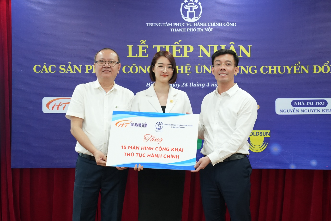 Trung tâm Phục vụ hành chính công: Vững bước trong hành trình số hóa và cải cách hành chính- Ảnh 4.