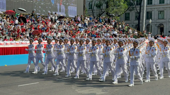 Chào mừng kỷ niệm 50 năm ngày Giải phóng miền Nam thống nhất đất nước (30/4/1975-30/4/2025)
- Ảnh 9.