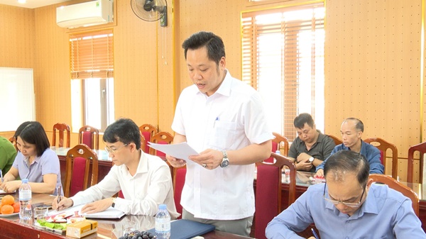Đồng chí Chủ tịch UBND huyện kiểm tra công tác vi phạm đất đai trên địa bàn huyện- Ảnh 4.