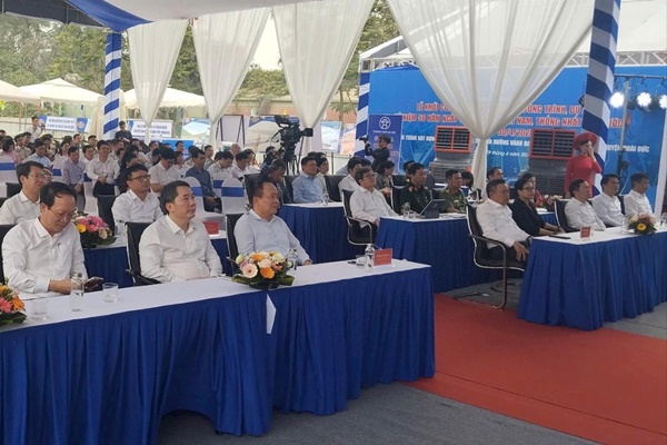 Thành phố Hà Nội tổ chức khởi công dự án xây dựng nút giao khác mức giữa đường Vành đai 3,5 với Đại lộ Thăng Long trên địa bàn huyện Hoài Đức- Ảnh 1.