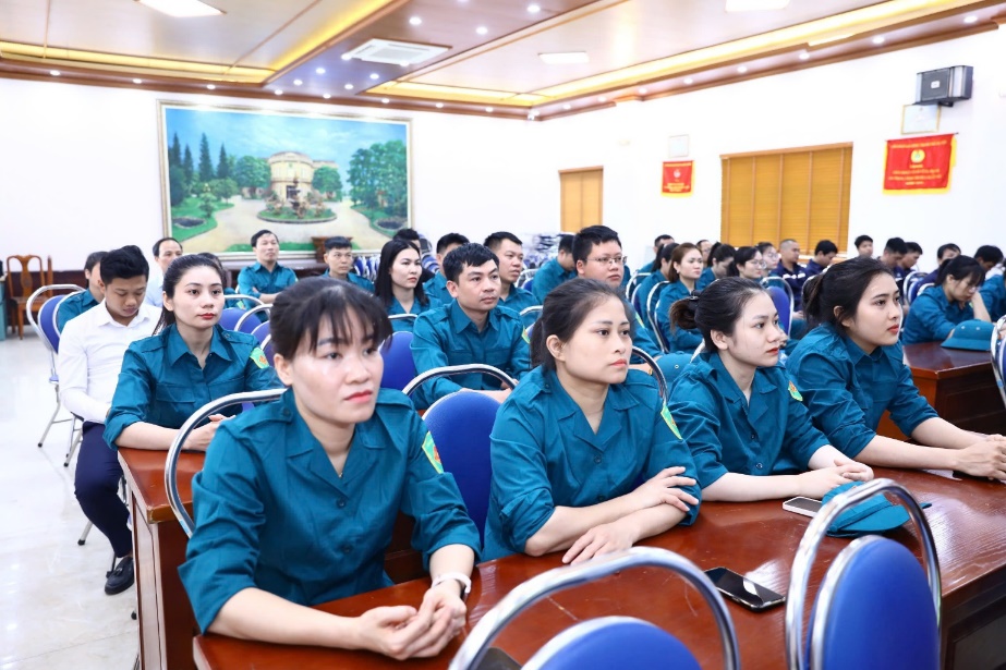 Hoài Đức: 278 đồng chí thuộc lực lượng tự vệ tại chỗ tham gia huấn luyện- Ảnh 3.