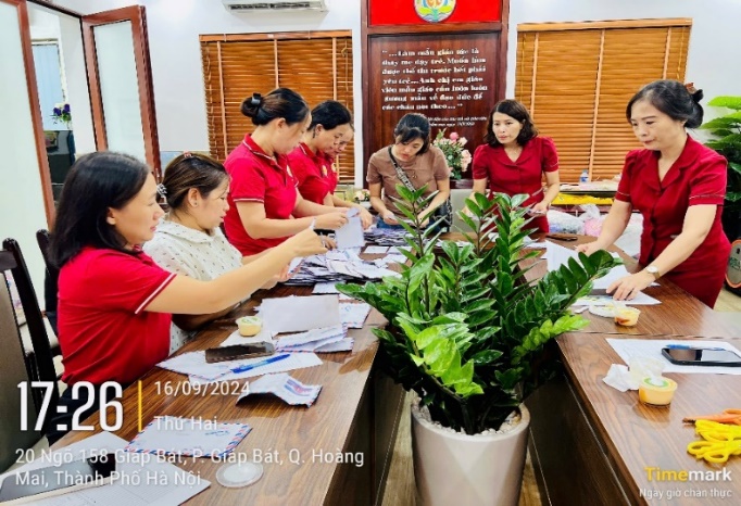 D:\du lieu\BÀI SOẠN MGB C3 2024-2025\THỦY\Ảnh\Ảnh người tốt việc tốt\z5838581637718_b671c59a0e8e770561250ba0f21b9d2a.jpg