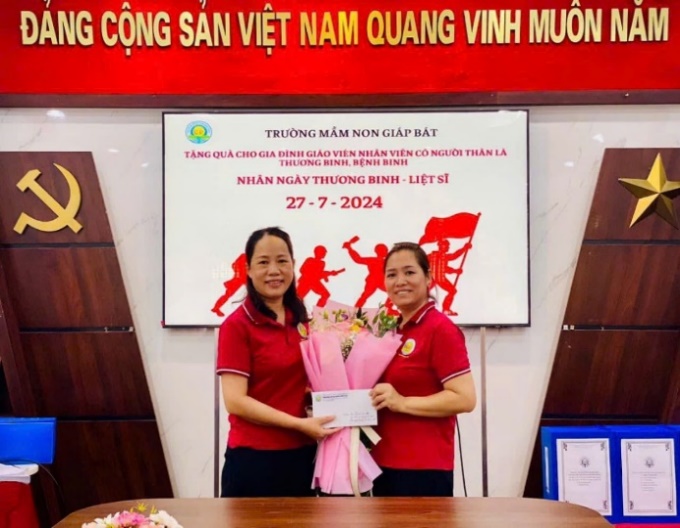 Cô giáo Nguyễn Minh Phương - Tấm gương chủ tịch công đoàn nhiệt huyết, tận tâm, người giữ lửa của mái trường mầm non Giáp Bát- Ảnh 4. Cô giáo Nguyễn Minh Phương - Tấm gương chủ tịch công đoàn nhiệt huyết, tận tâm, người giữ lửa của mái trường mầm non Giáp Bát- Ảnh 4.